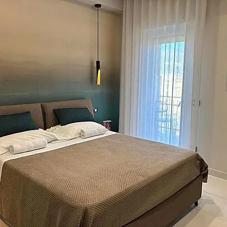 Estate4home - Christal Bed and breakfast